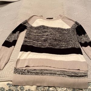BCBG Grey black and white sweater